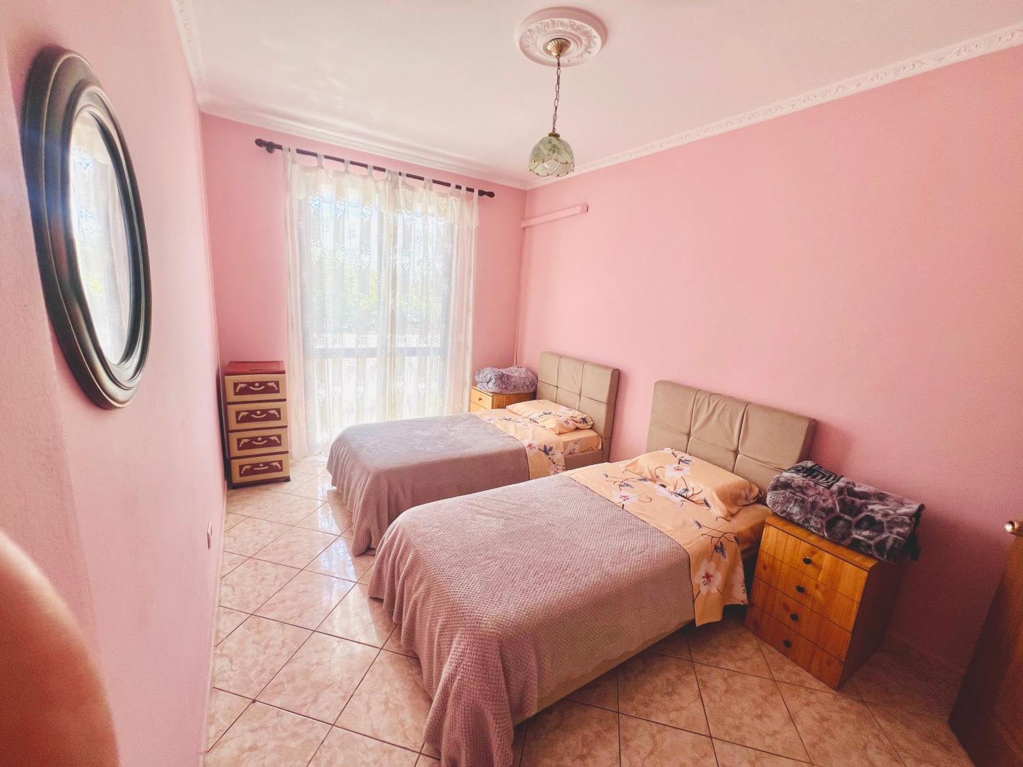 Lovely 3-Bedroom Rental Unit In דורס מראה חיצוני תמונה